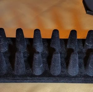 ⚘Ring holder fits 12 rings